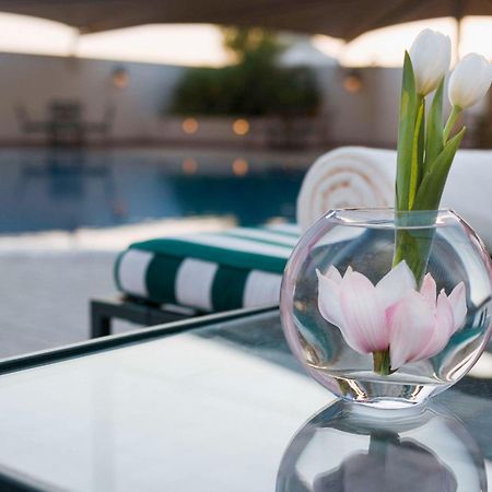 Moevenpick Hotel City Star Jeddah Ngoại thất bức ảnh The pool at the hotel