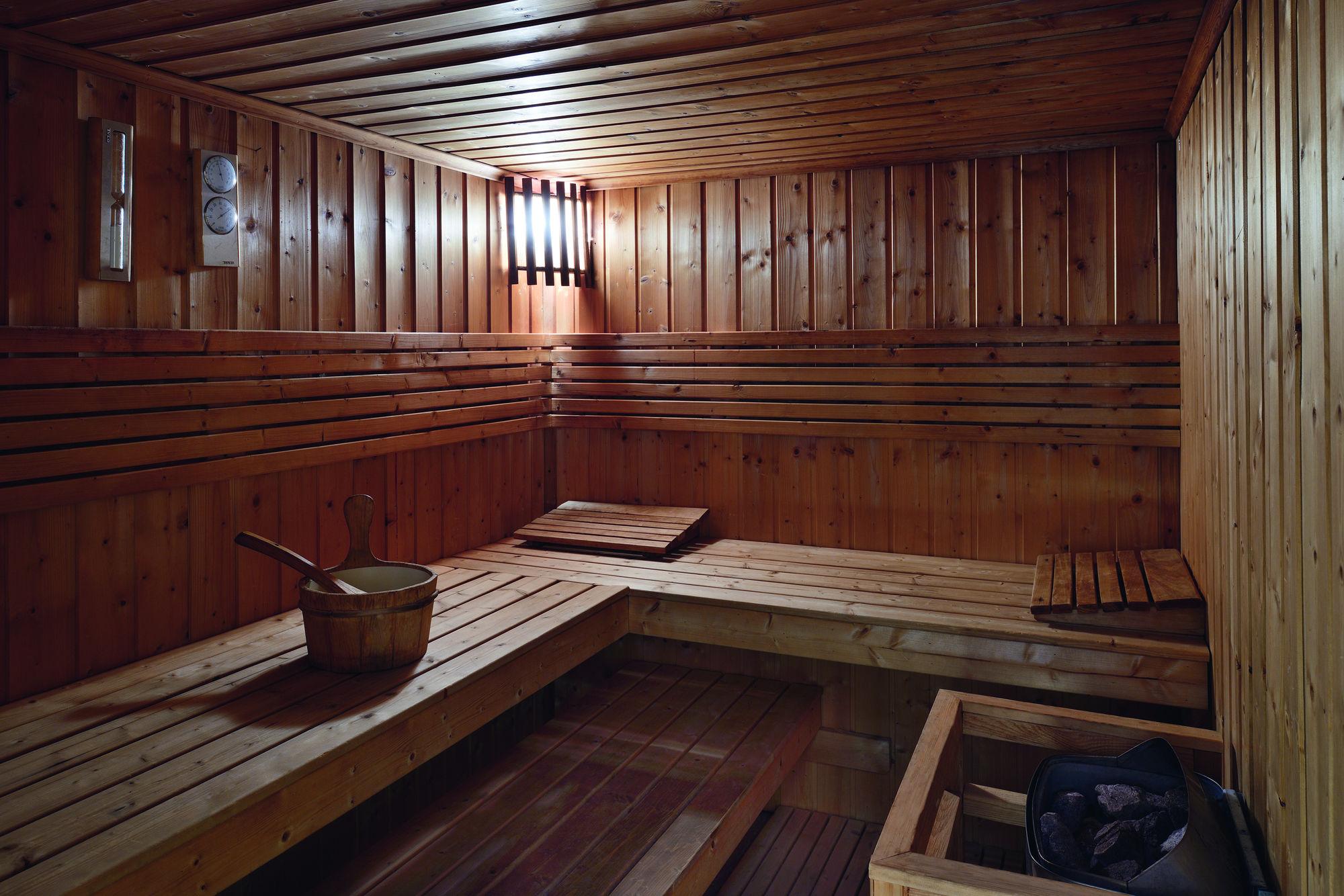 Moevenpick Hotel City Star Jeddah Ngoại thất bức ảnh A Finnish sauna