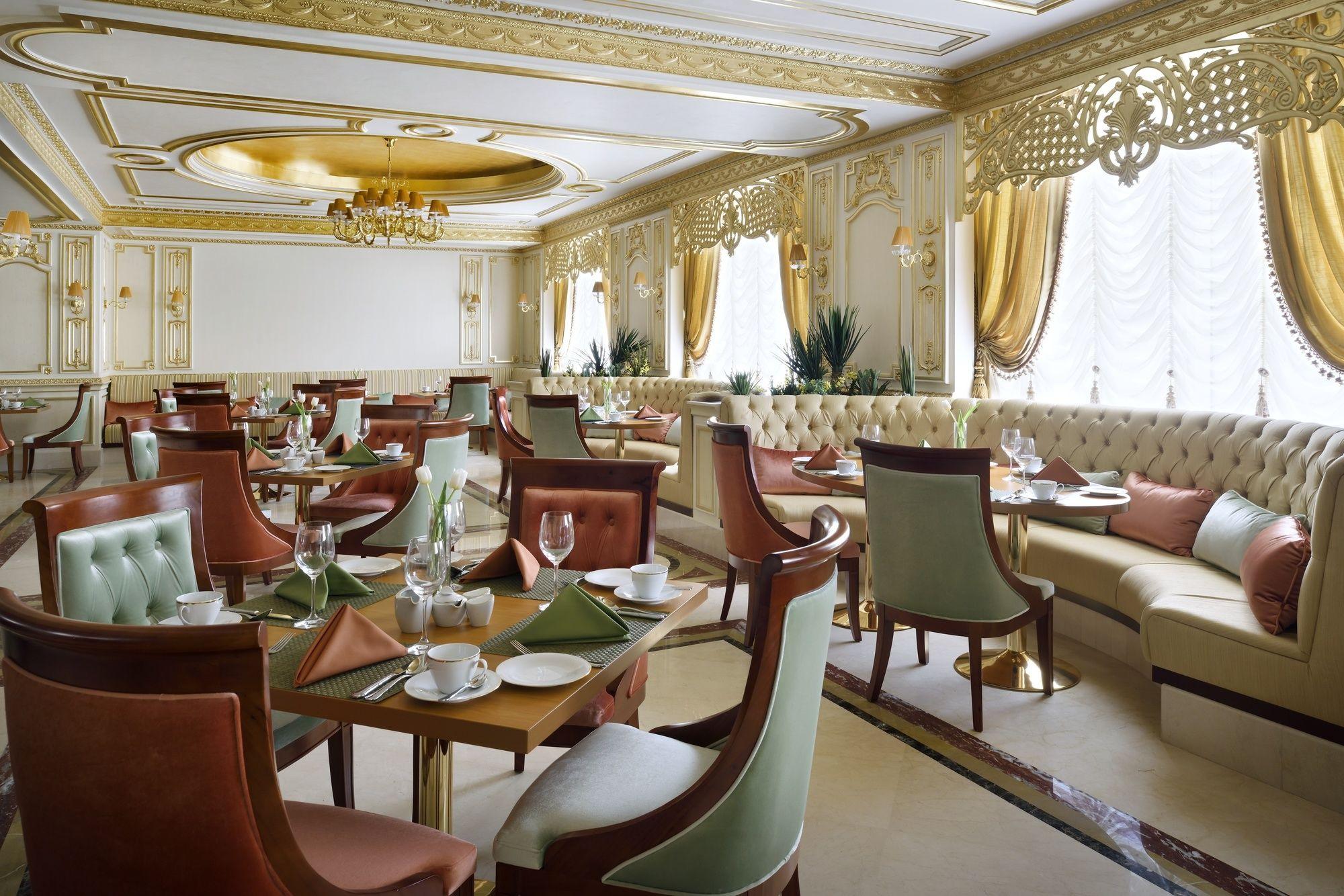 Moevenpick Hotel City Star Jeddah Ngoại thất bức ảnh Restaurant interior
