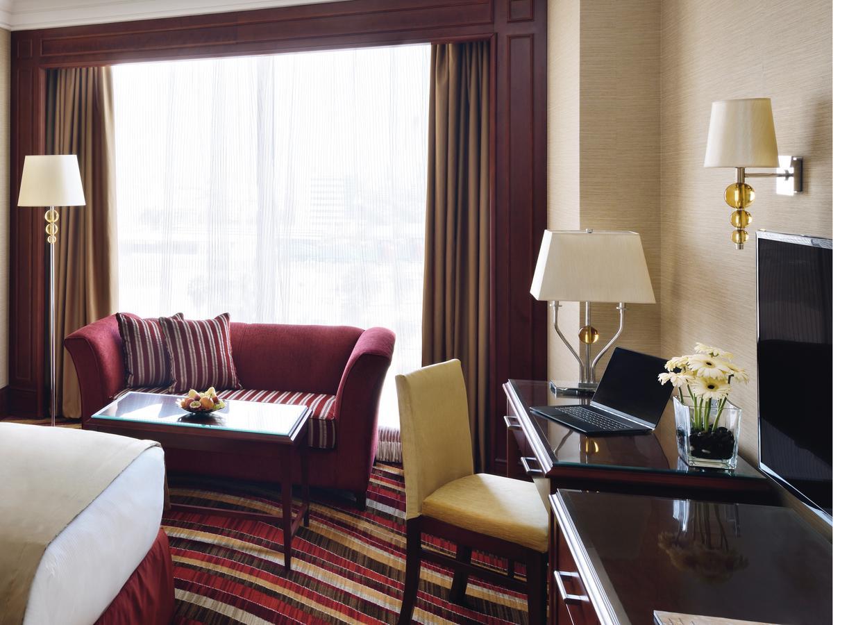 Moevenpick Hotel City Star Jeddah Phòng bức ảnh A room at the hotel